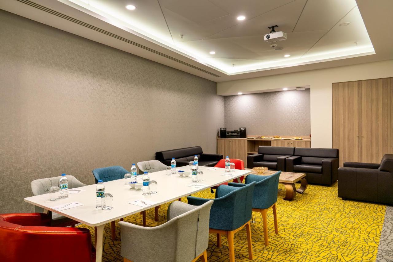 Park By Radisson Airport Odayeri 4*伊斯坦布尔