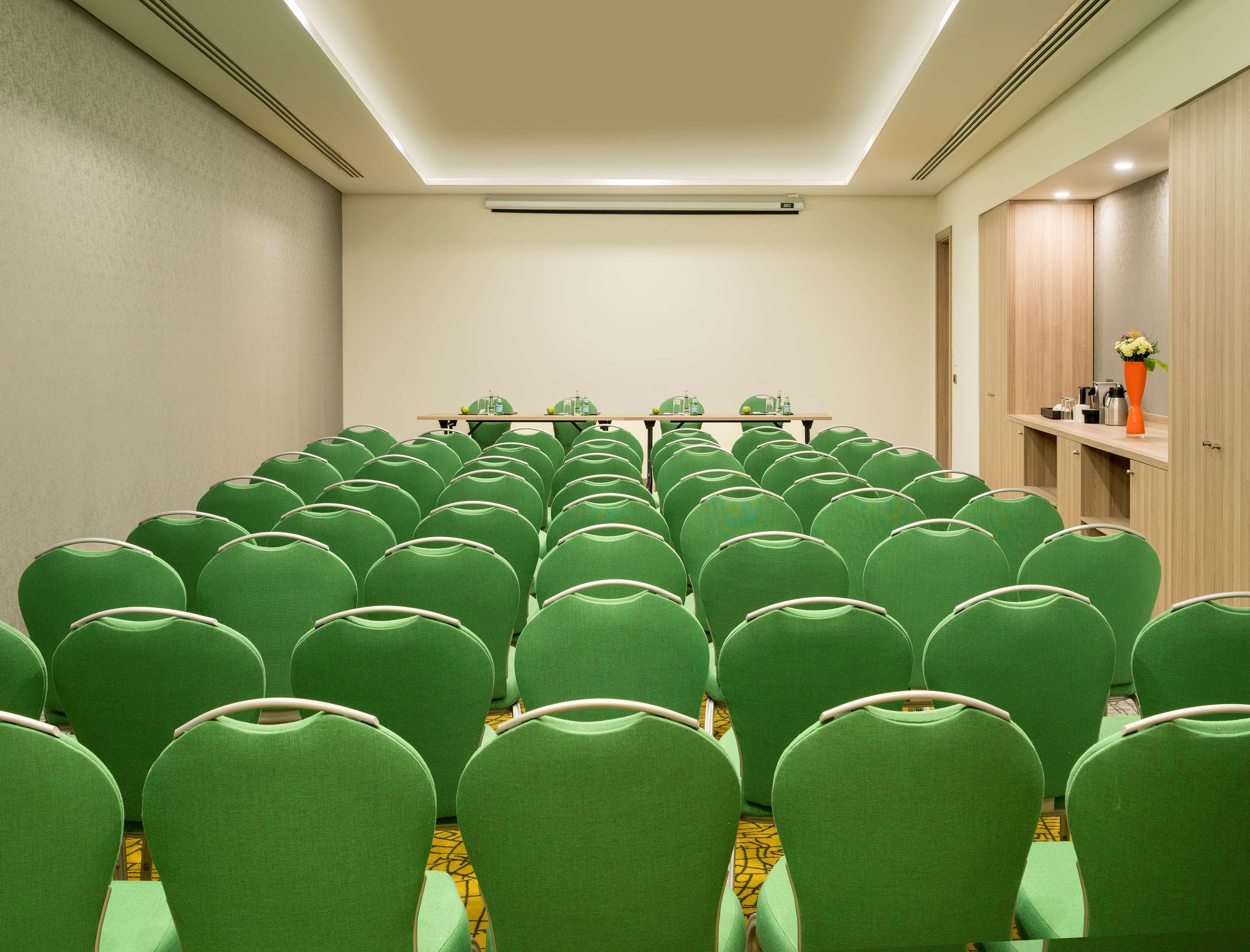 Park By Radisson Airport Odayeri酒店4*