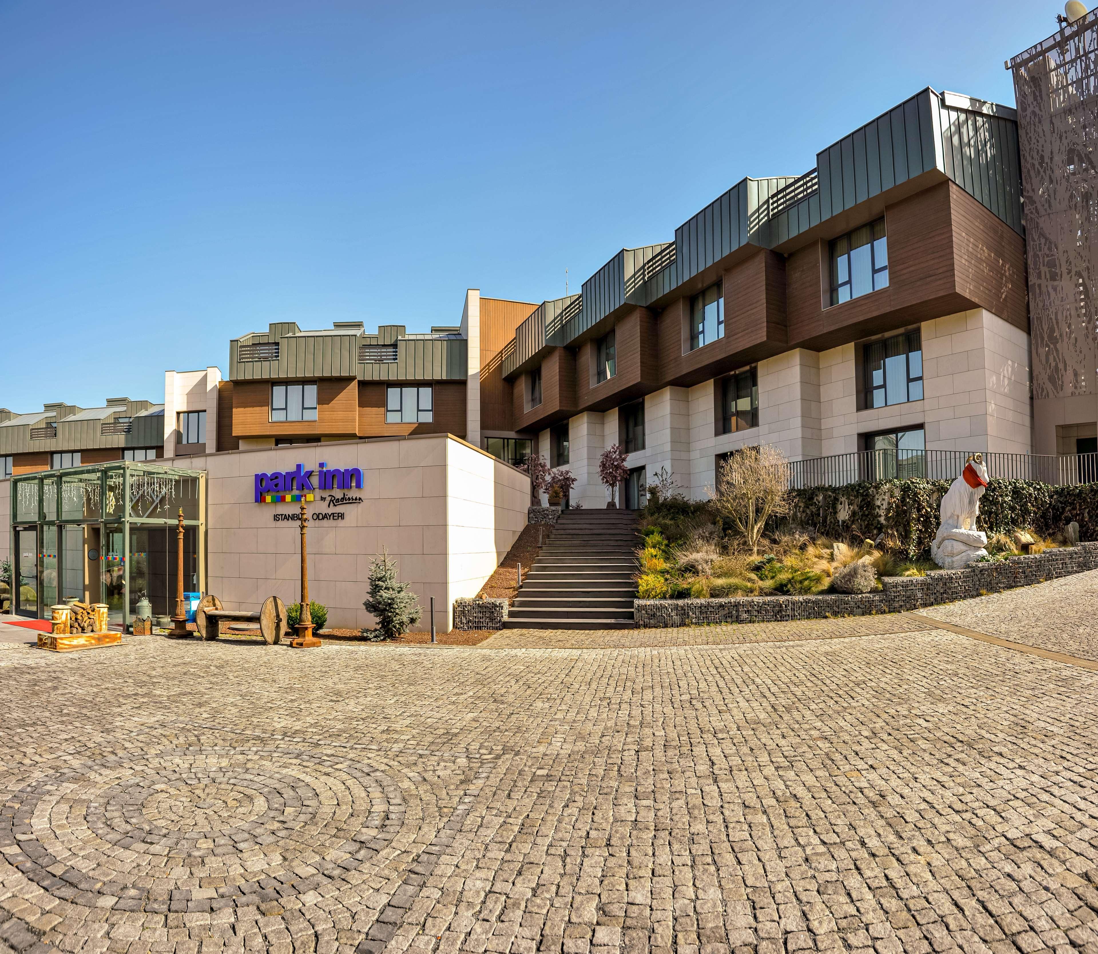 Park By Radisson Airport Odayeri酒店