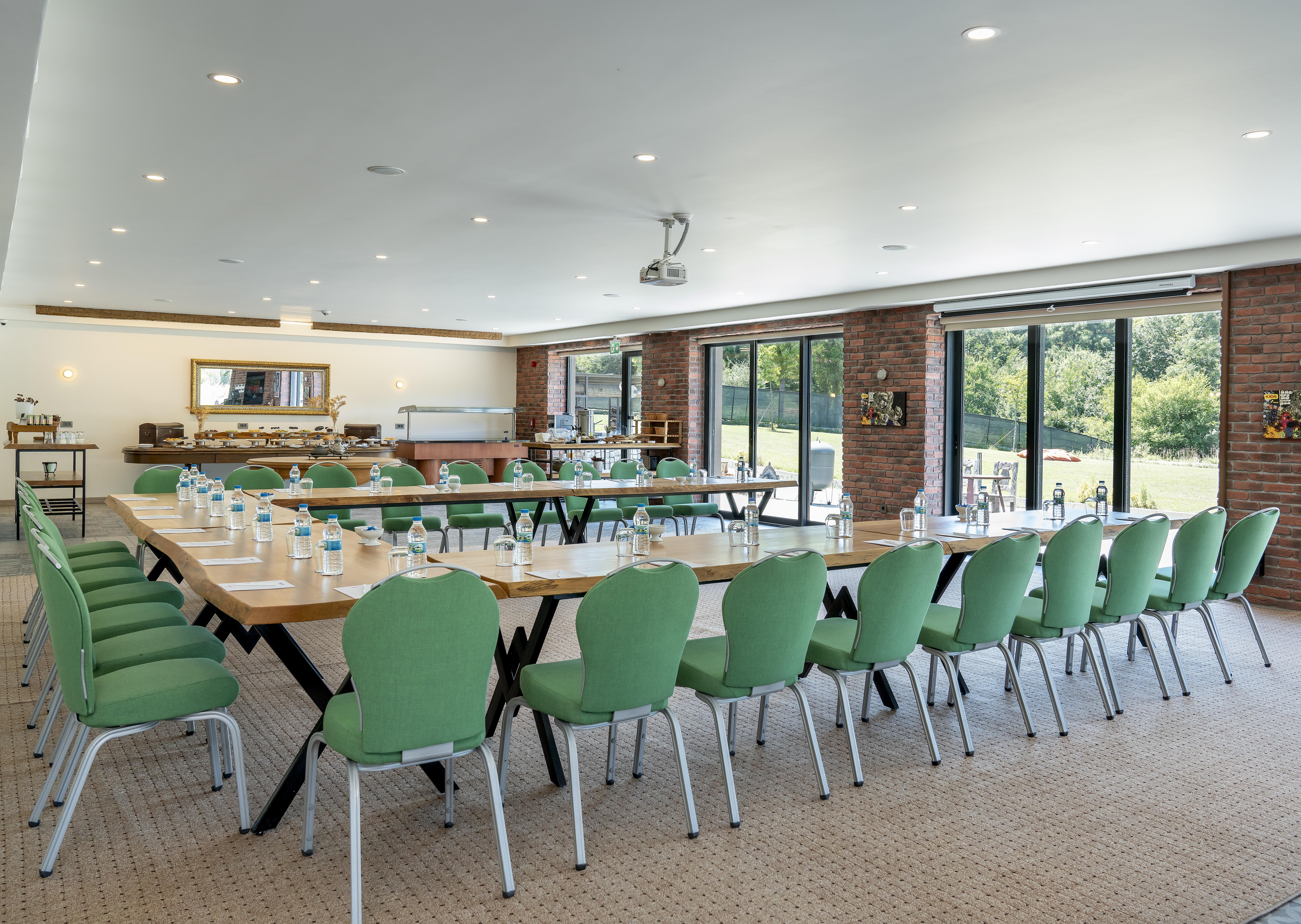 伊斯坦布尔Radisson Airport Odayeri酒店公园