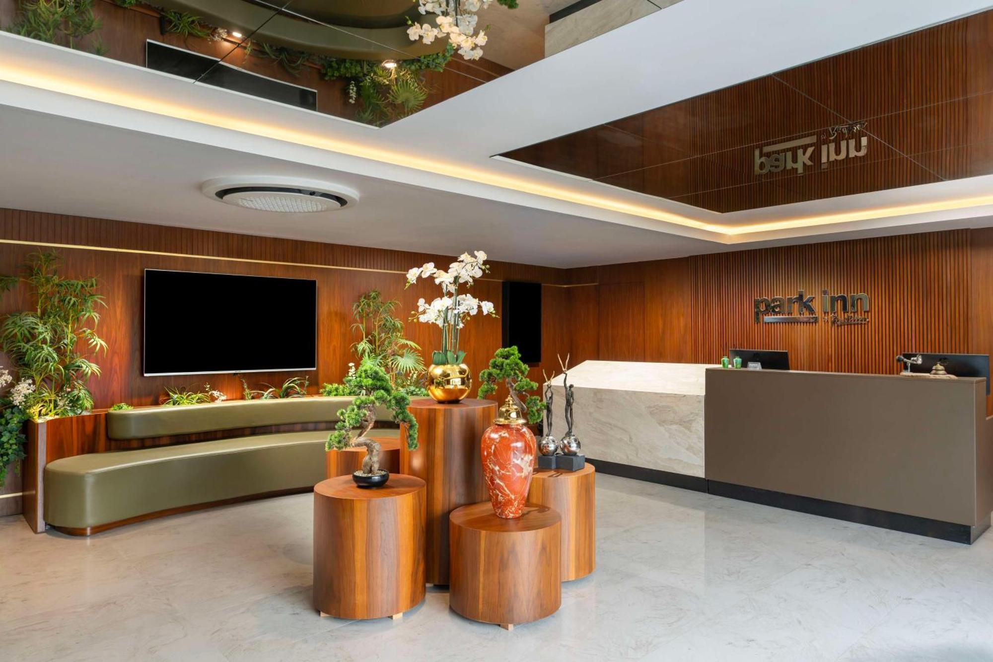 奥达耶里Radisson Airport酒店公园