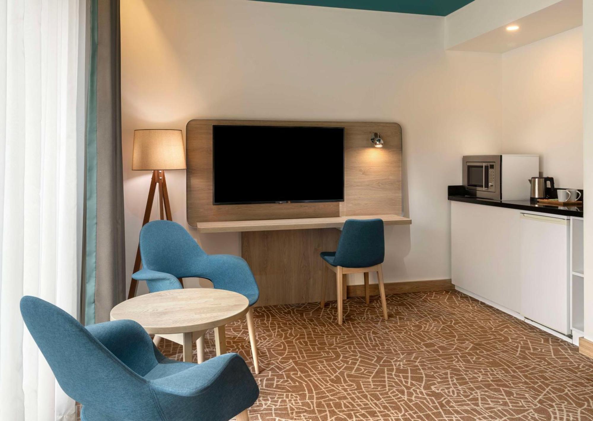 Park By Radisson Airport Odayeri酒店